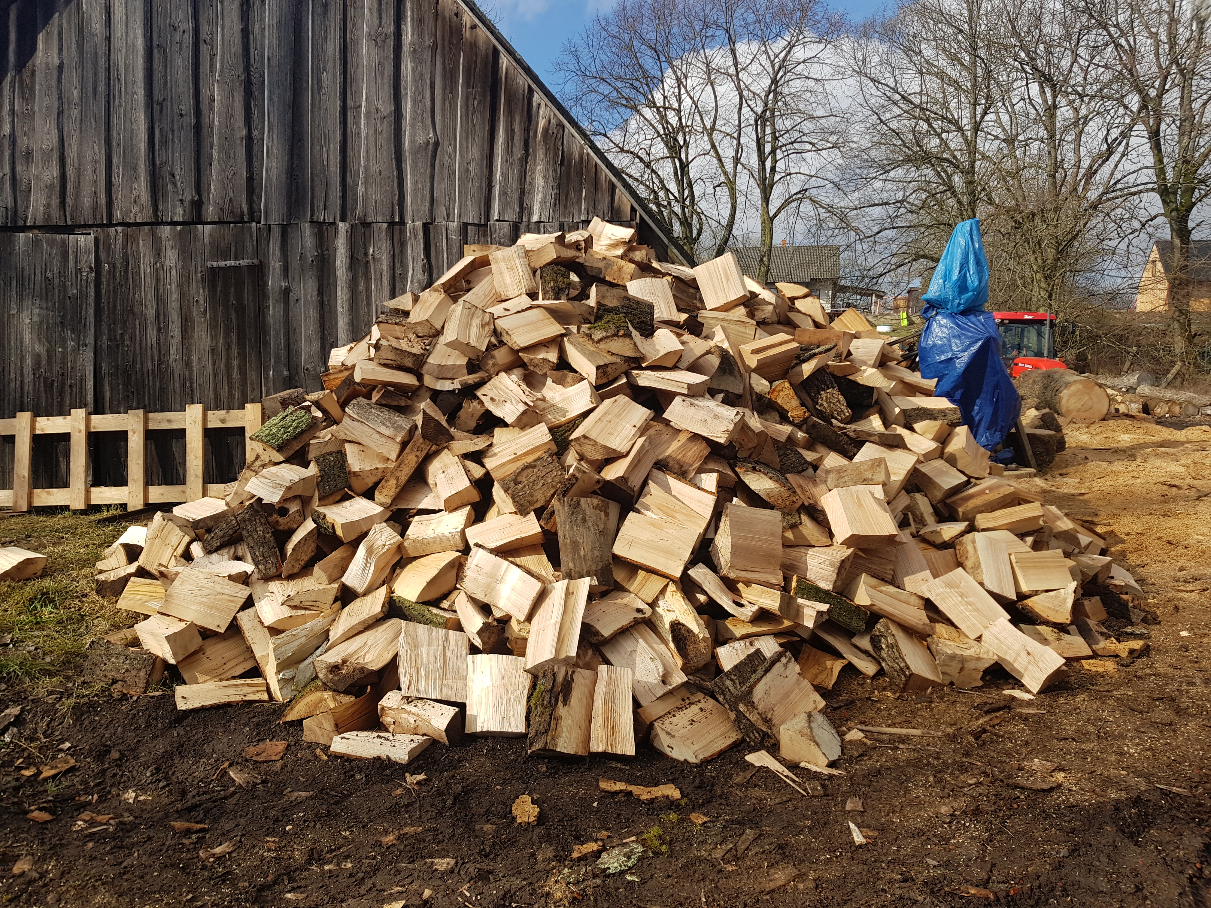 Palivové dřevo – štípané dřevo